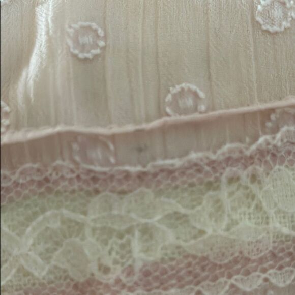 White House Black Market Pink Pleated Long Sleeve Blouse - Picture 8 of 9